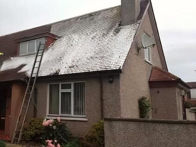 roof-cleaning-2-kireth-ai